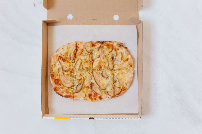 Butternut squash and goat cheese pizza